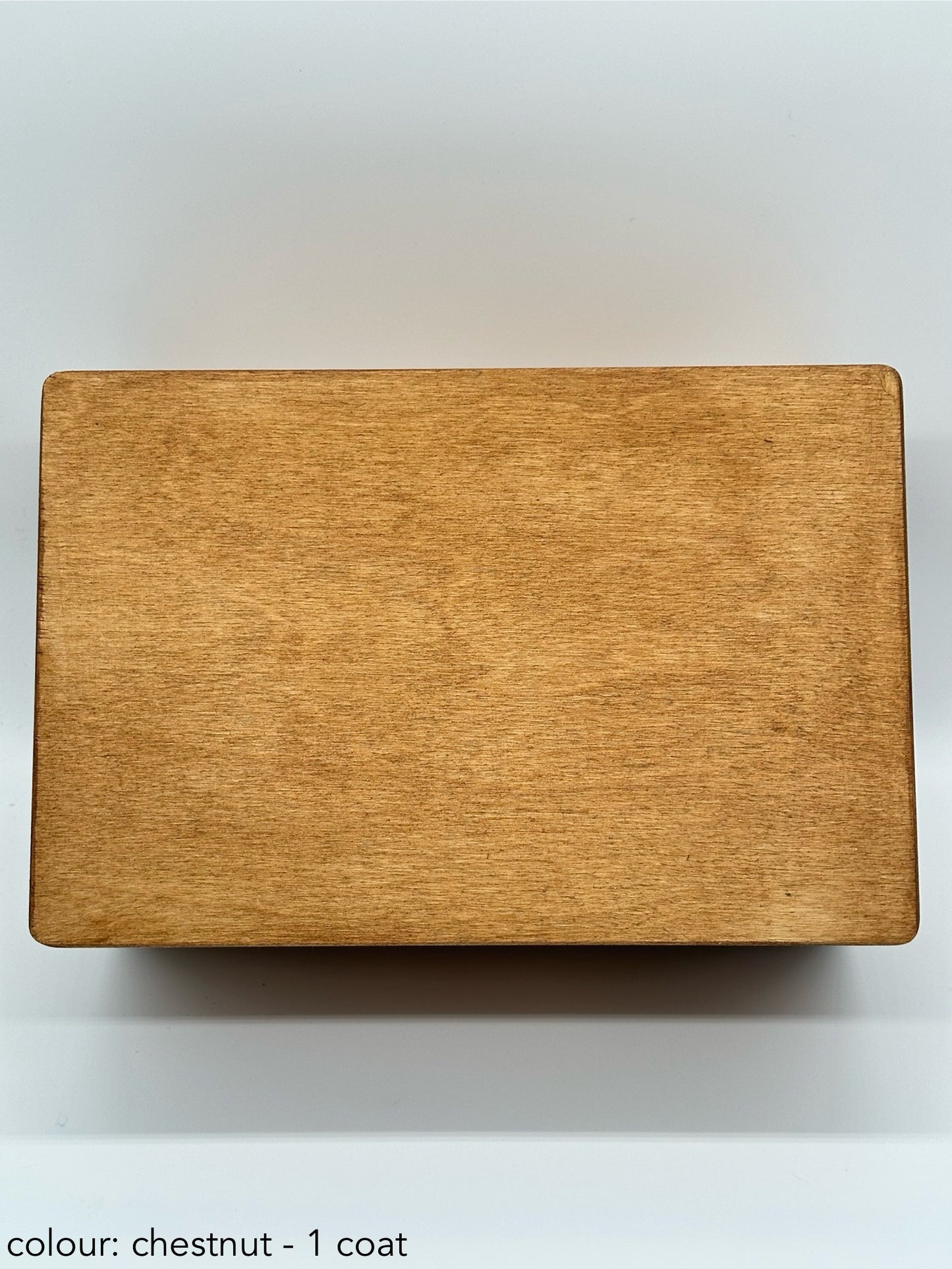 Painted box with heart - chestnut