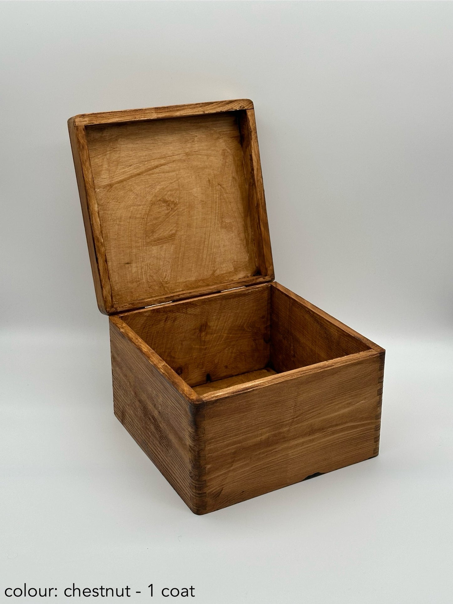 Painted square box - 20x20x13.5 - different colours