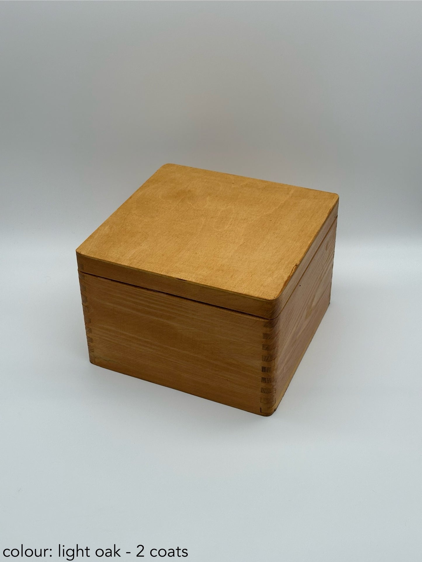 Painted square box - 20x20x13.5 - light oak