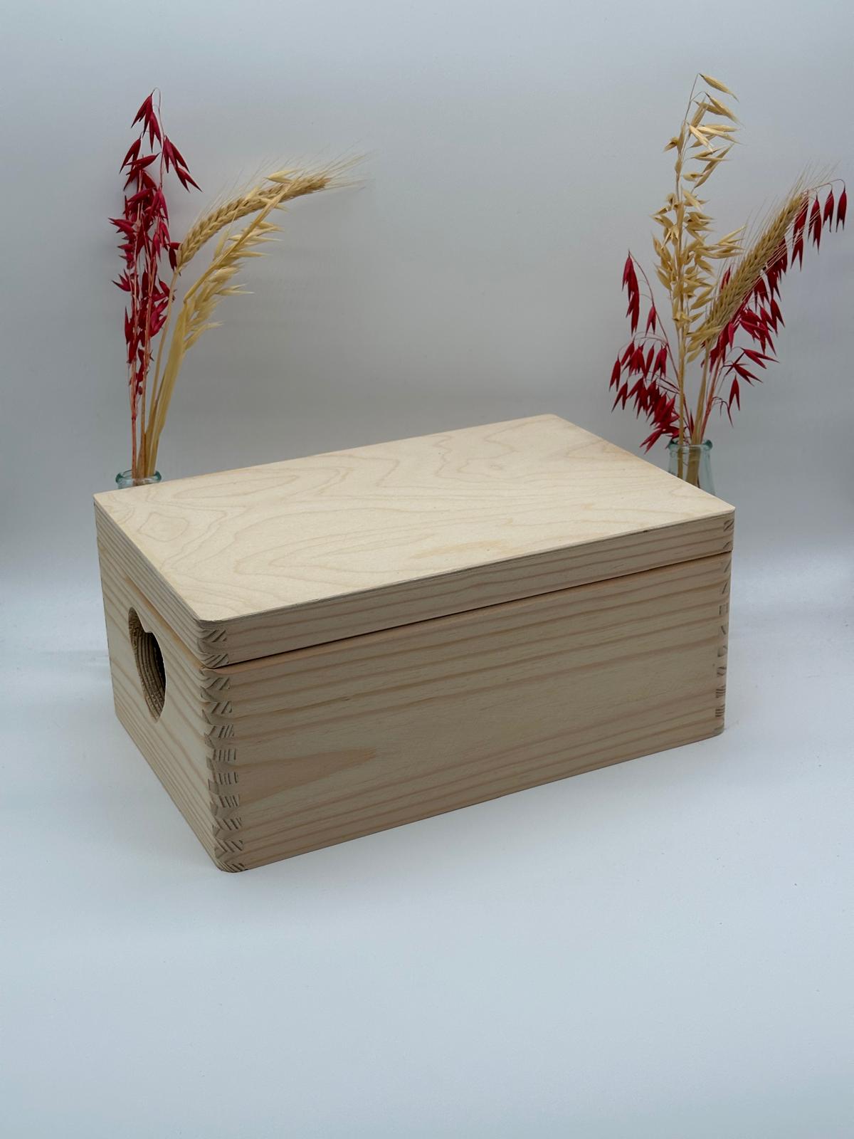 Plain box with heart