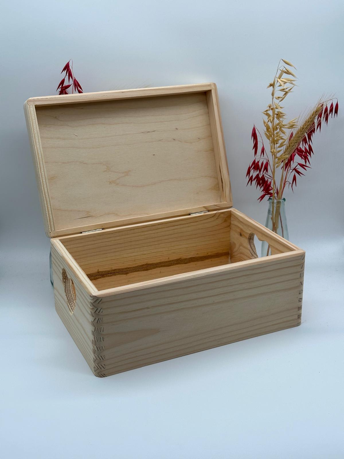 Plain box with heart