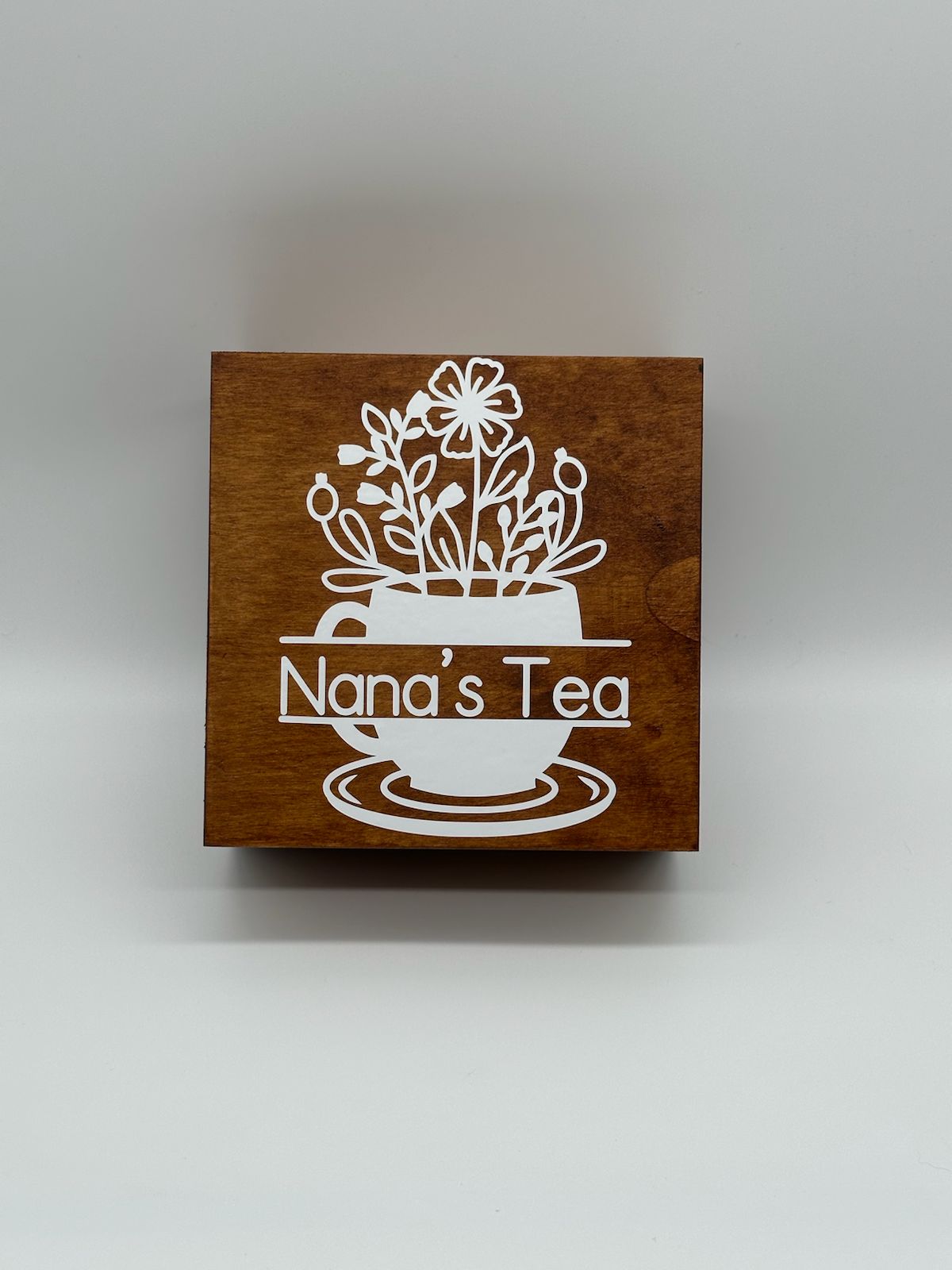 Personalised tea box – Cup with Flowers – 9 Compartments