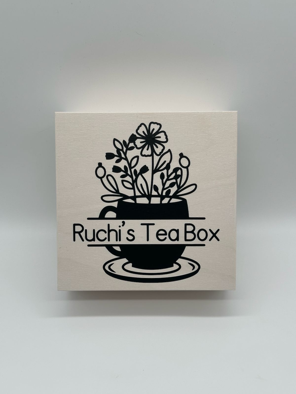 Personalised tea box – Cup with Flowers – 9 Compartments