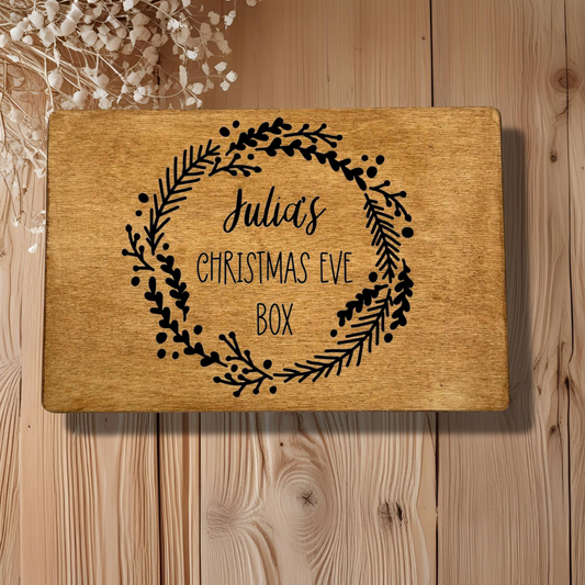 Personalised Wooden Christmas Box – Wreath Design – Large Rectangular
