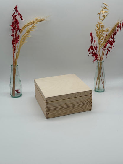 Plain 4 Compartment Wooden Tea Box