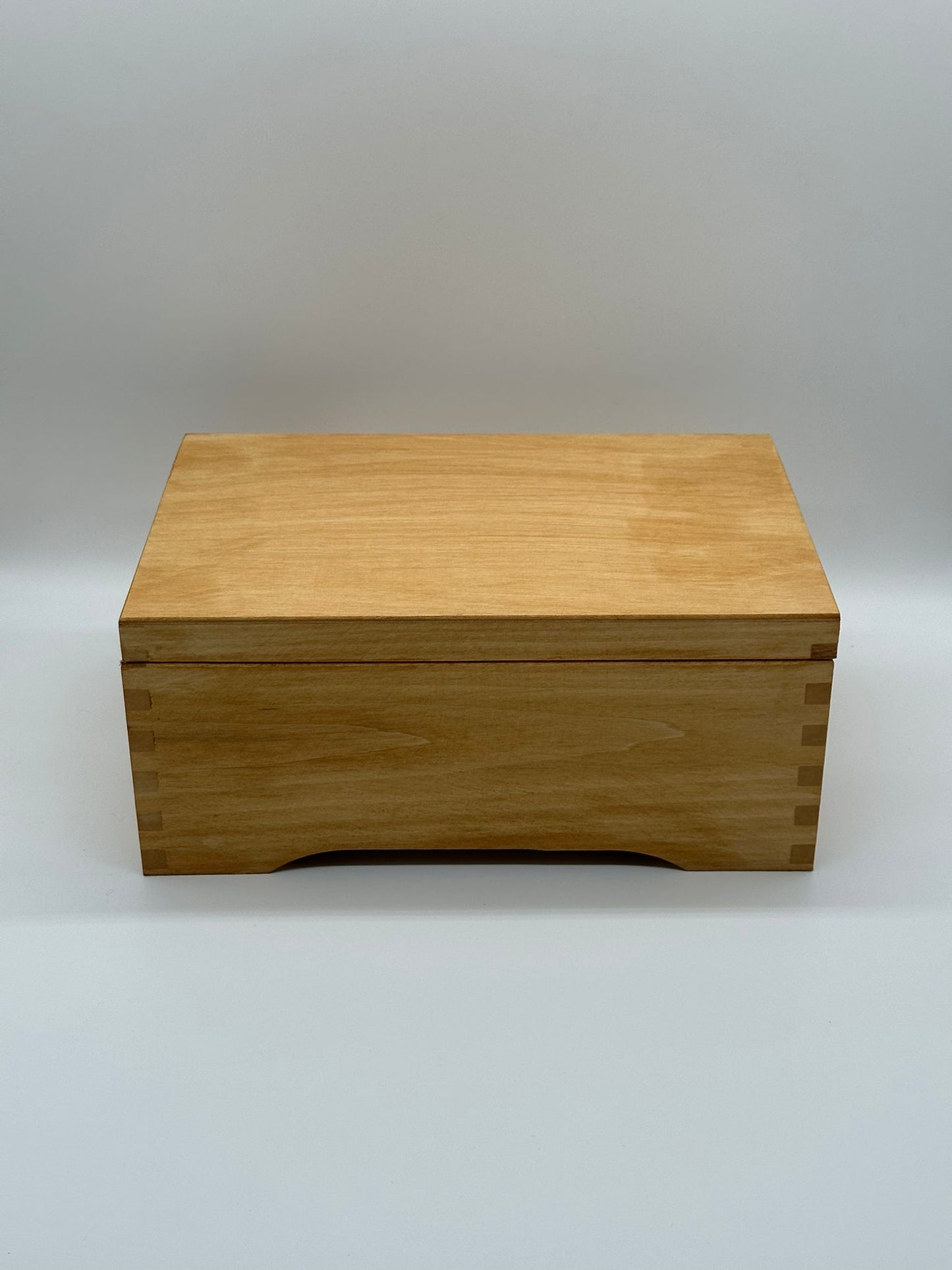 Painted jewellery box with felt - light oak
