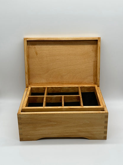 Painted jewellery box with felt - light oak