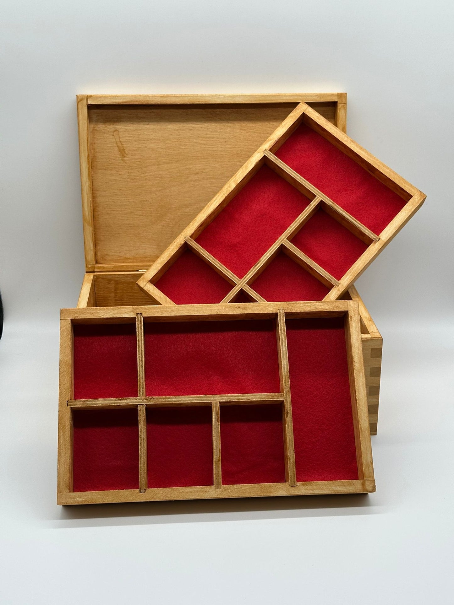 Painted jewellery box with felt - light oak