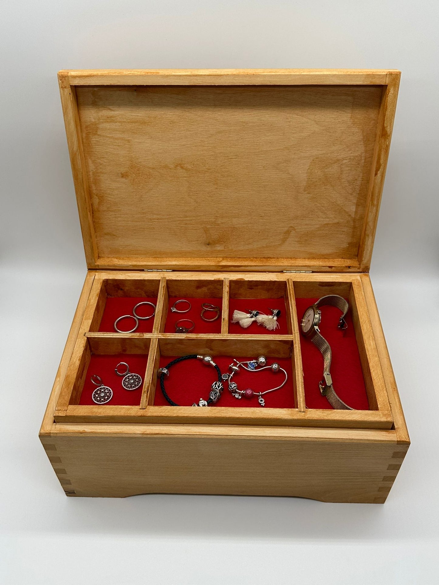 Painted jewellery box with felt - light oak
